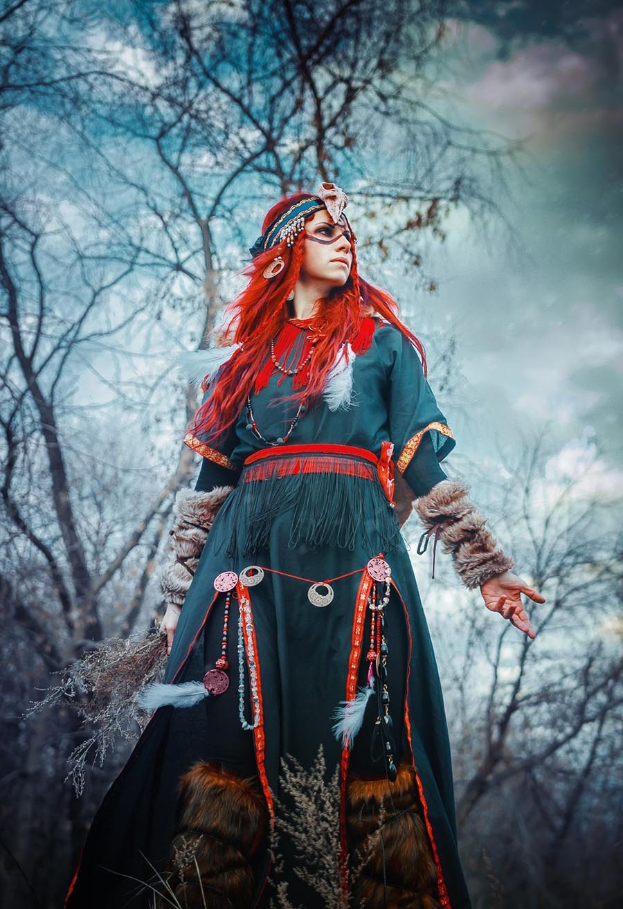 Girls in Slavic costumes underwear in Mogadishu