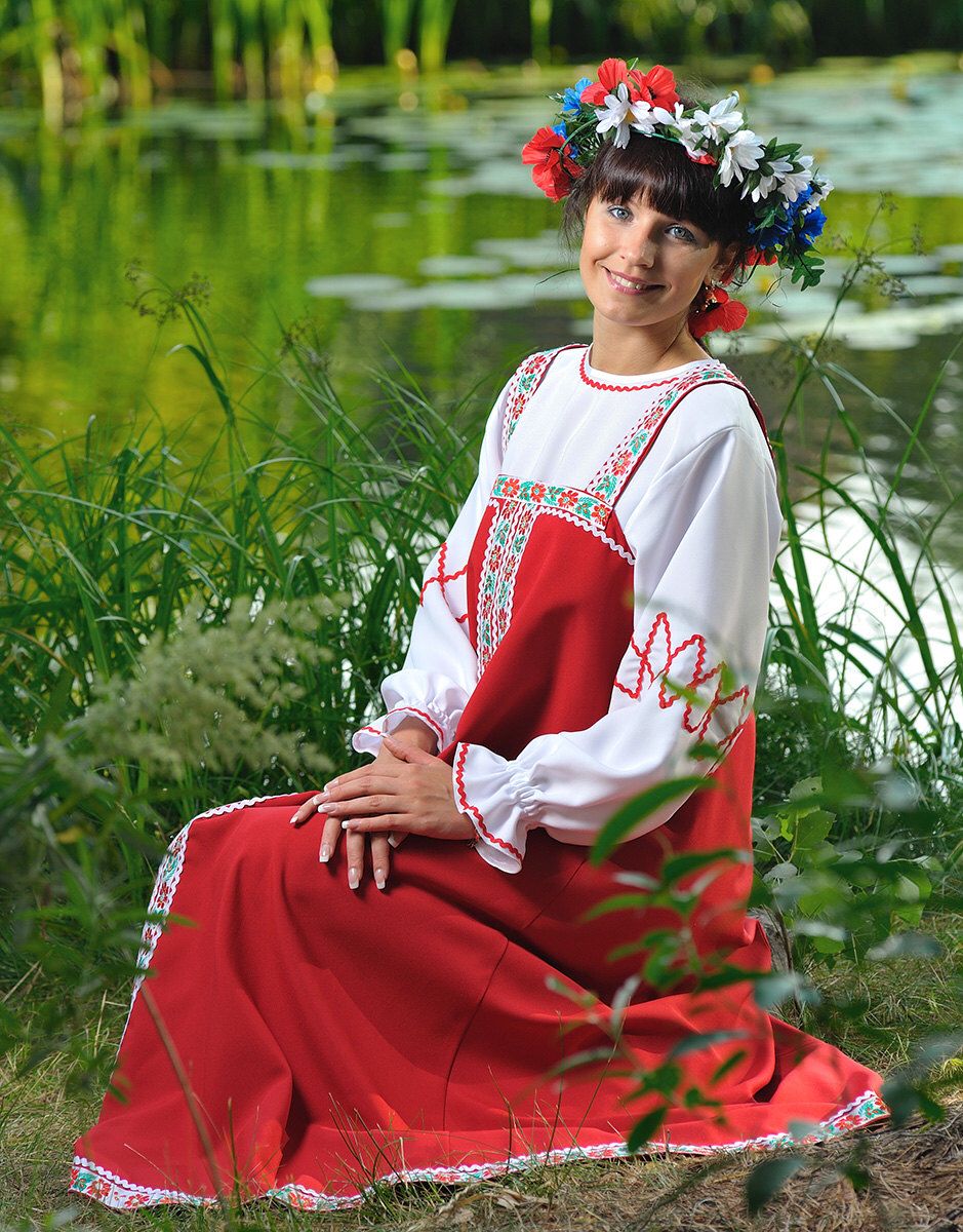 Beautiful girl Girls in Slavic costumes in Mogadishu