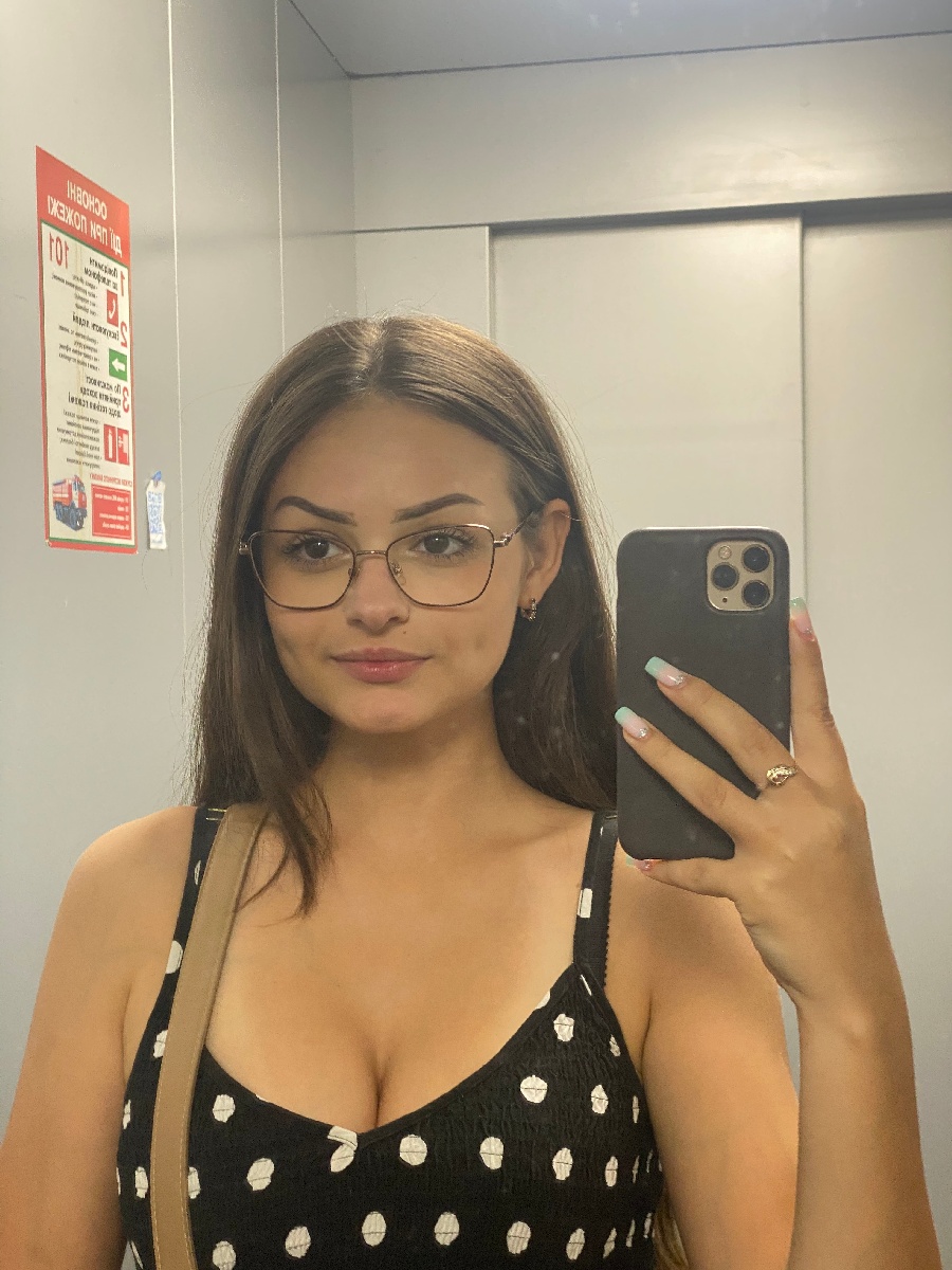 Sexy model Stacy in Mogadishu