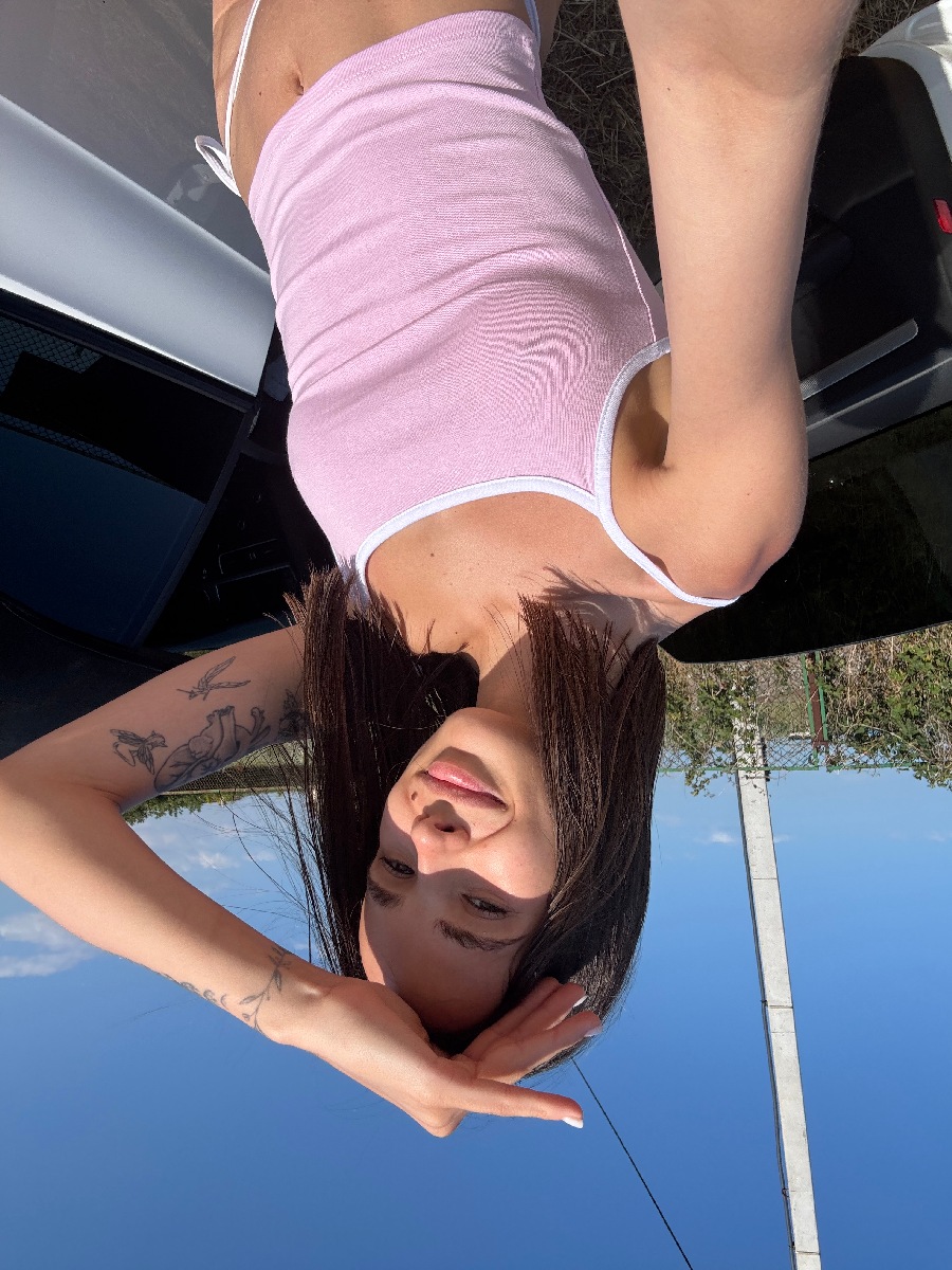 Sexy model Tina in Mogadishu